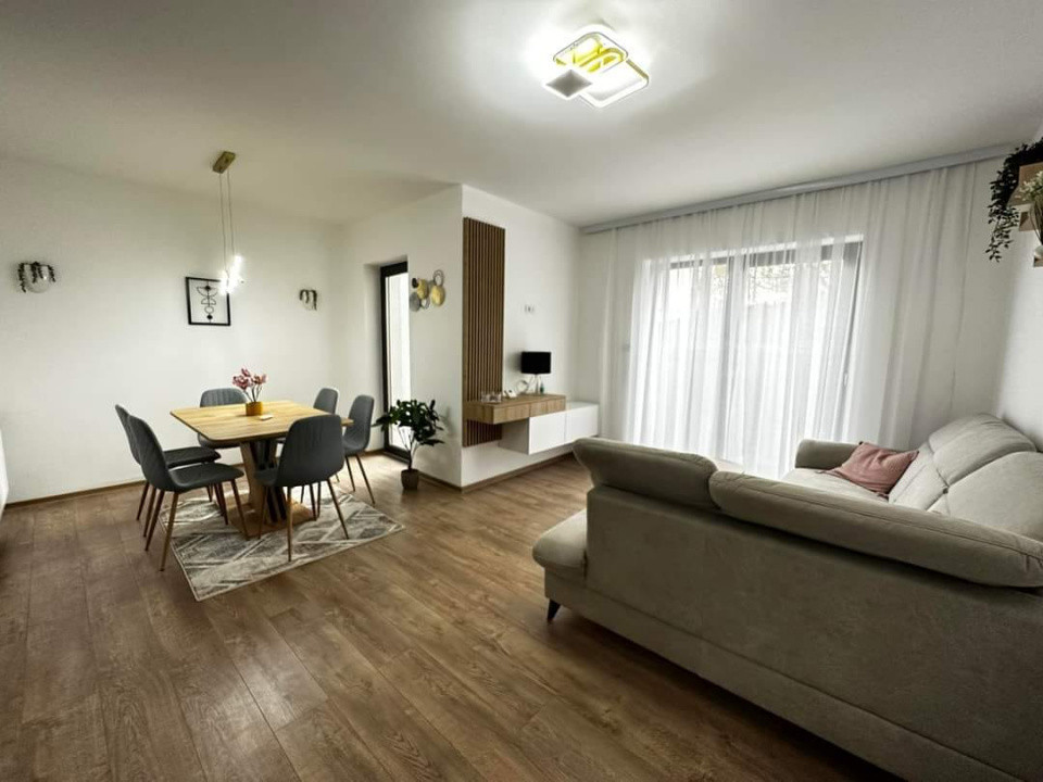 Casă cu 4 camere de vânzare Trivale, Campilui | mobilata si utilata