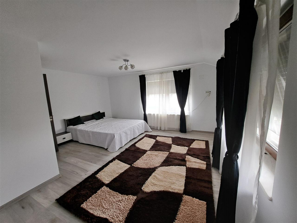  Casa individuala 5 camere platou Trivale - Zona Olteni