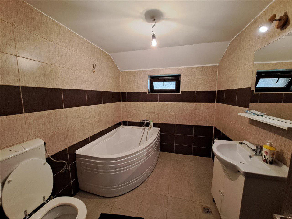  Casa individuala 5 camere platou Trivale - Zona Olteni