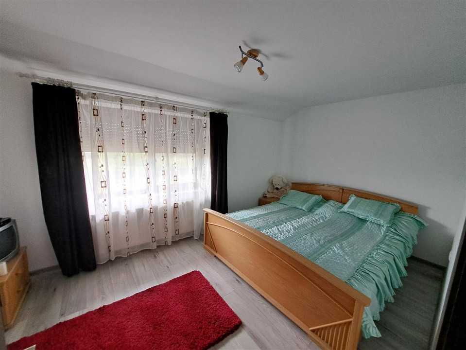  Casa individuala 5 camere platou Trivale - Zona Olteni
