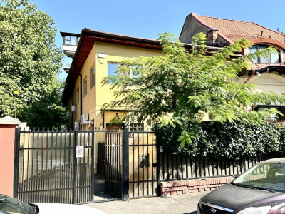Oportunitate achiziție apartament 5 camere in vila P+1 