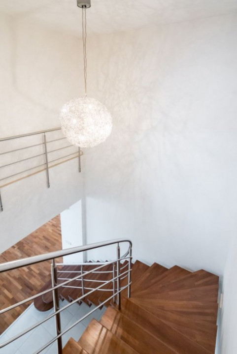 Privind in zare peste Padure deasupra tuturor - Penthouse unic cu terasa 191 mp!