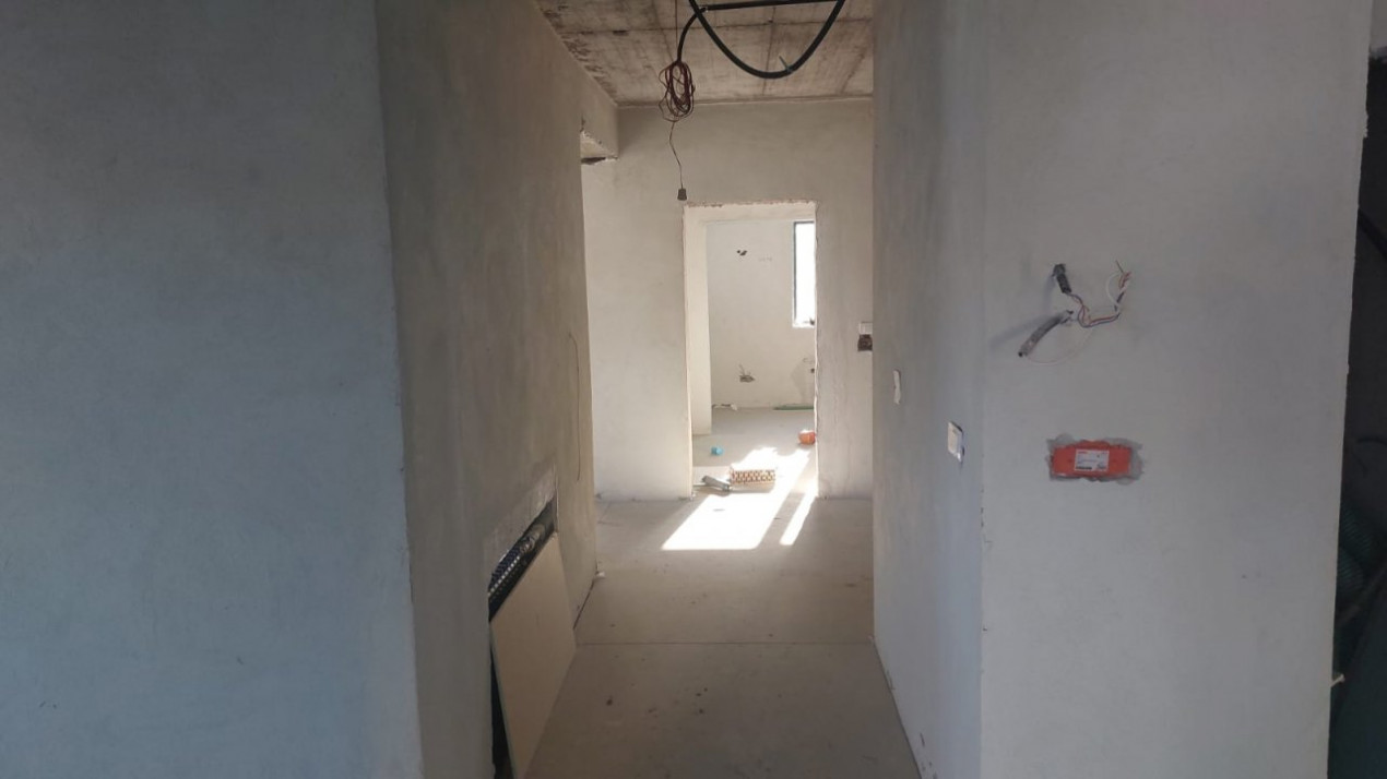 Prelungirea Ghencea - Alexandriei, vila 12 camere, pentru locuit/birouri