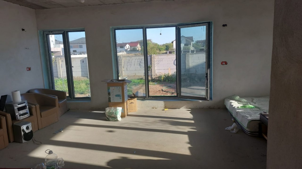 Prelungirea Ghencea - Alexandriei, vila 12 camere, pentru locuit/birouri