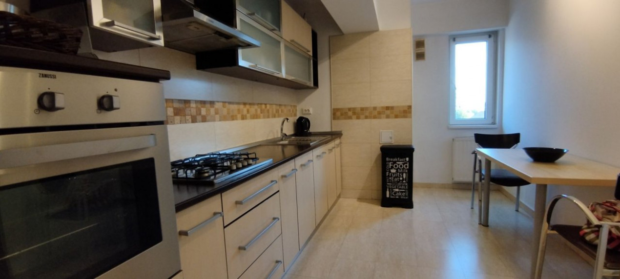 Apartament lux 3 camere+parcare Unirii-Alba Iulia