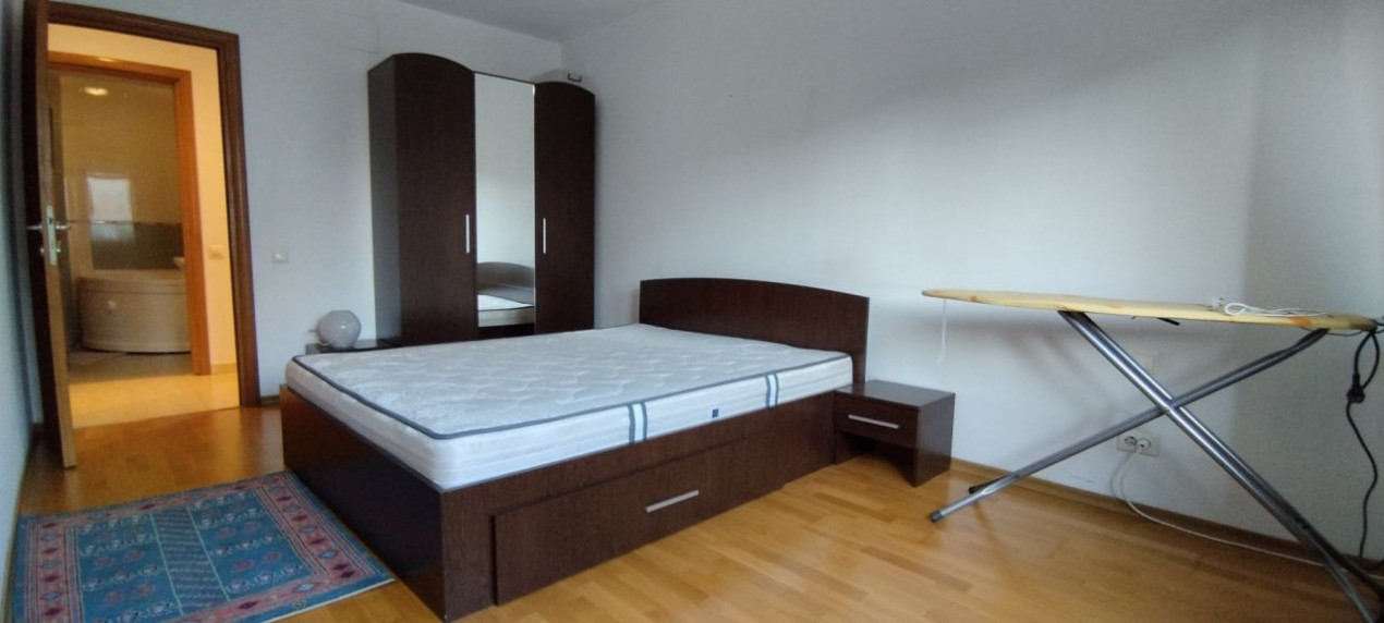 Apartament lux 3 camere+parcare Unirii-Alba Iulia