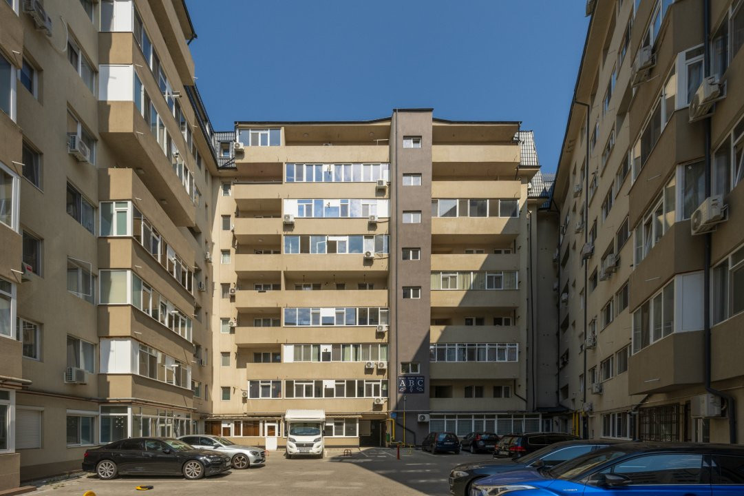 Apartament unic de vânzare