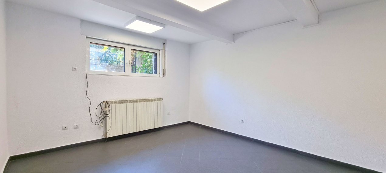 Apartament decomandat in Cotroceni, demisol cu 4 camere in suprafata de 82,73mp!