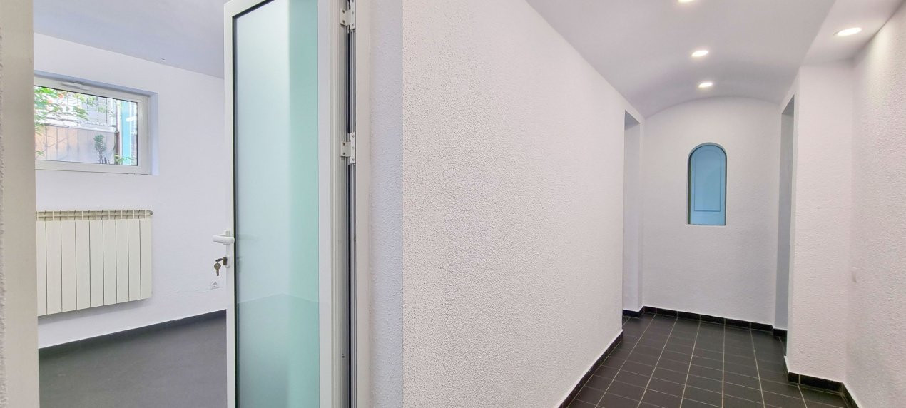 Apartament decomandat in Cotroceni, demisol cu 4 camere in suprafata de 82,73mp!