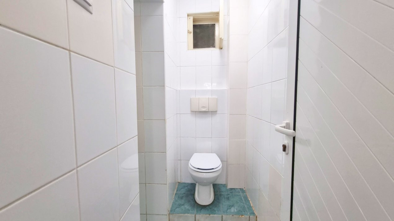 Apartament decomandat in Cotroceni, demisol cu 4 camere in suprafata de 82,73mp!