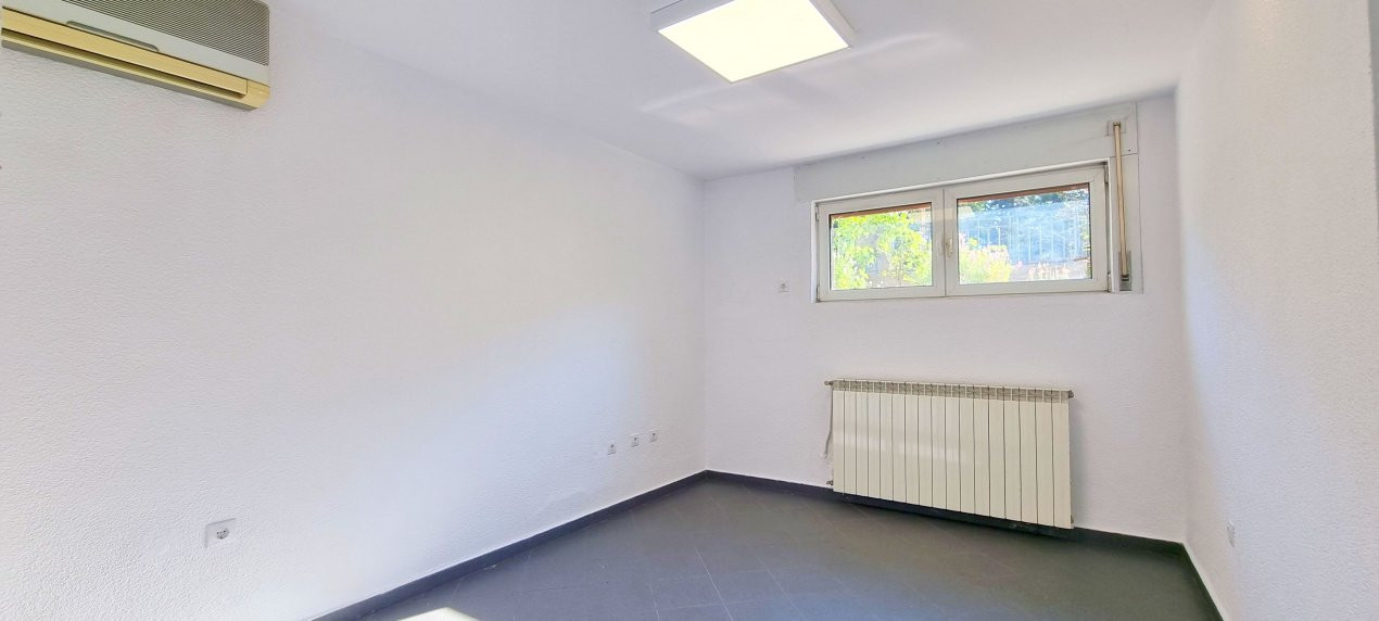 Apartament decomandat in Cotroceni, demisol cu 4 camere in suprafata de 82,73mp!