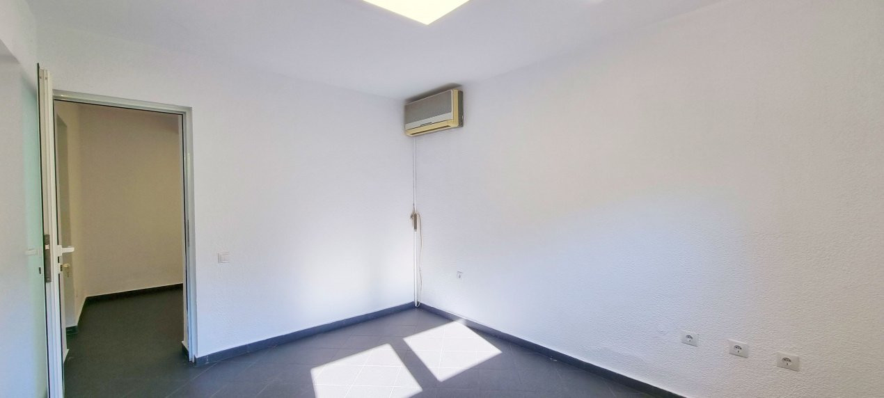 Apartament decomandat in Cotroceni, demisol cu 4 camere in suprafata de 82,73mp!