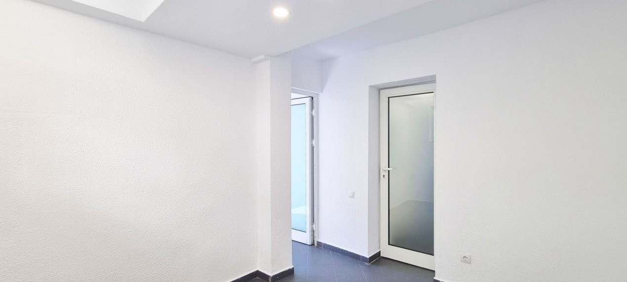 Apartament decomandat in Cotroceni, demisol cu 4 camere in suprafata de 82,73mp!