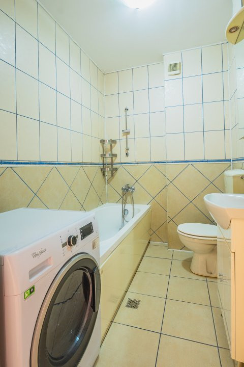 Apartament de vânzare cu 2 camere - Cartierul Ștrand - Priveliște la munți