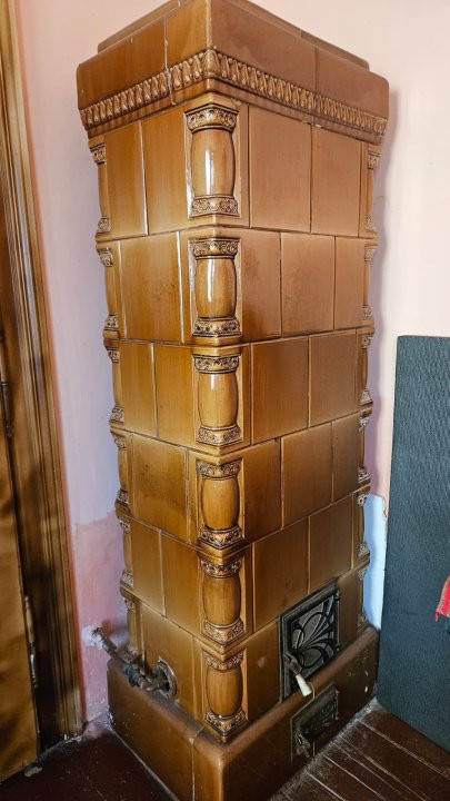 Casă individuală compusă din două apartamente, cu teren liber de 540 mp 