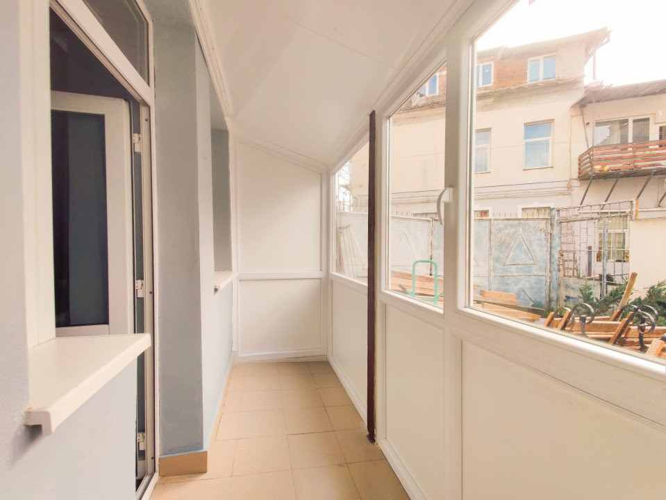 Studio - 46 MpU - Central - Pretabil regim hotelier - Spatiu comercial