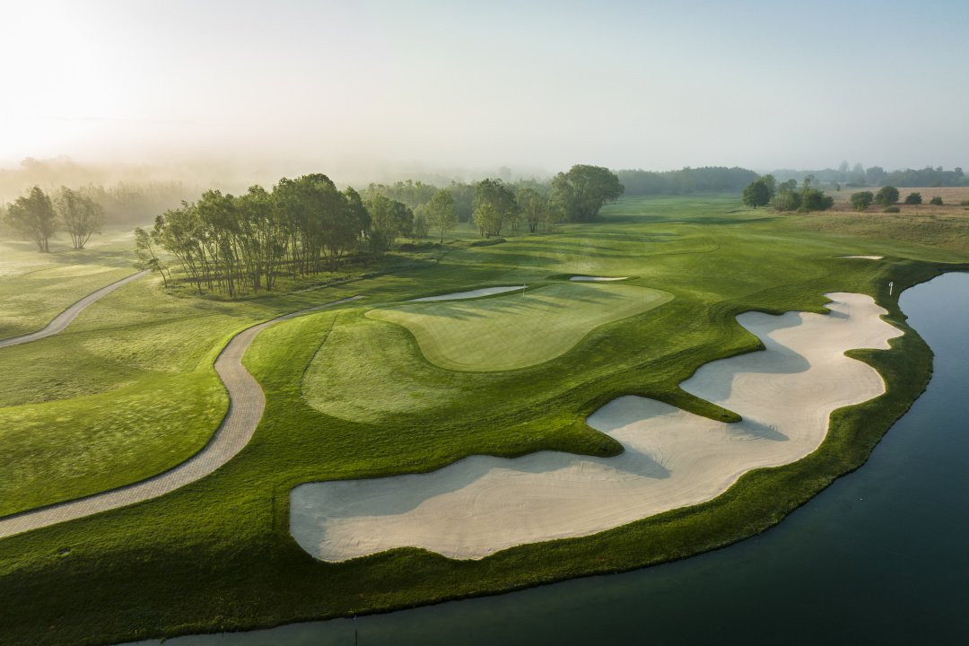 ZALA SPRINGS GOLF RESORT – Un univers dedicat rafinamentului și investiției
