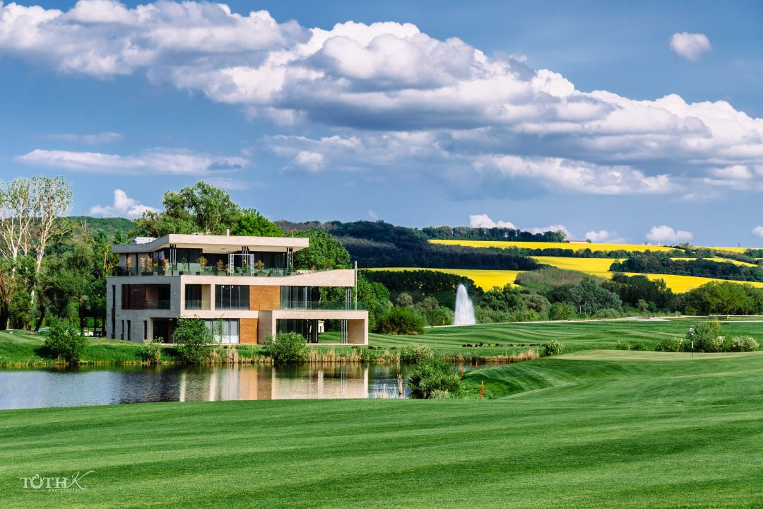 ZALA SPRINGS GOLF RESORT – Un univers dedicat rafinamentului și investiției