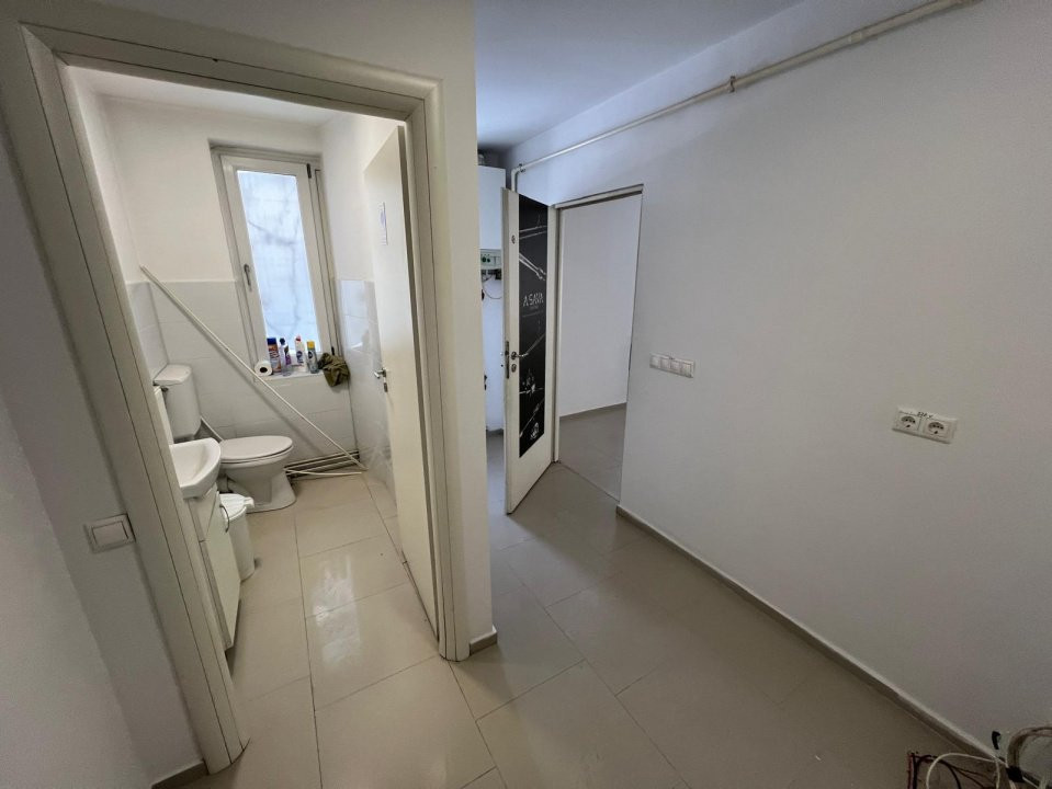 Spatiu comercial, birouri, servicii, str. Arhivelor  Piata Schiller 