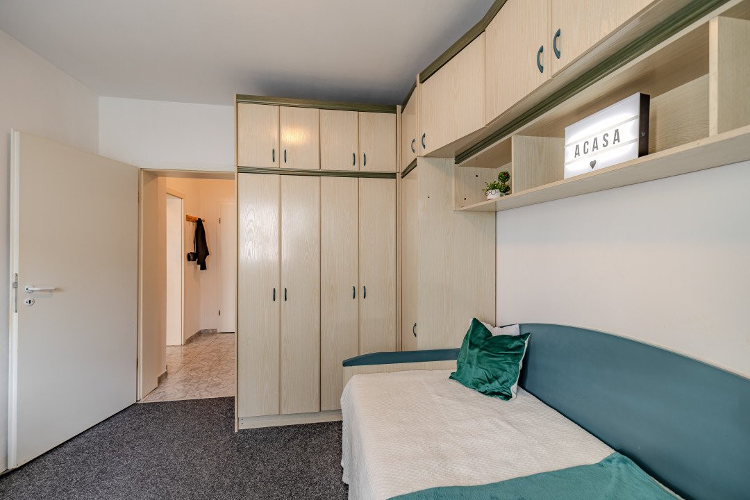 Oferta actualizata - Apartament decomandat, 3 camere, 68 m², Strand 2