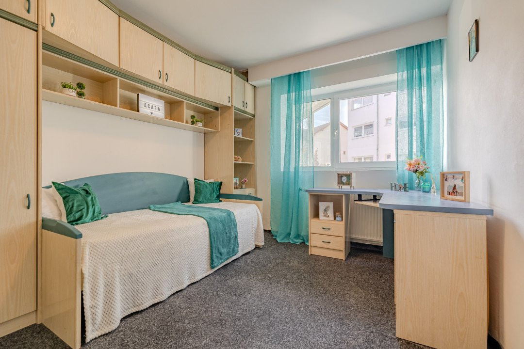 Oferta actualizata - Apartament decomandat, 3 camere, 68 m², Strand 2
