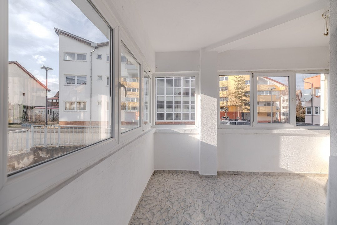 Oferta actualizata - Apartament decomandat, 3 camere, 68 m², Strand 2