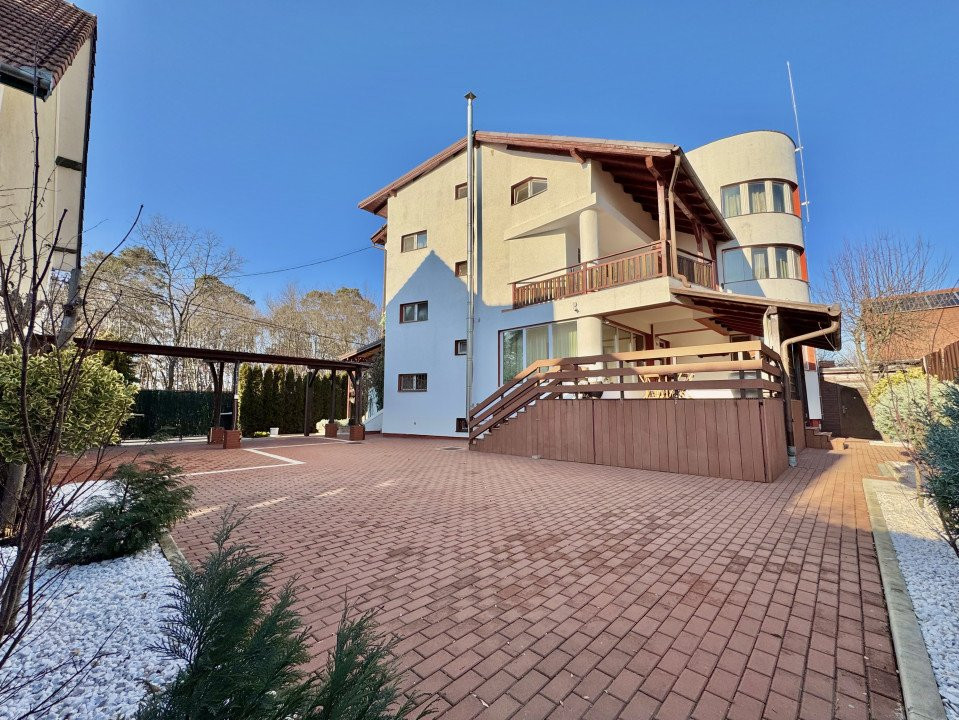 Vila superbă în Parcul Sub Arini– Ideală pentru Rezidență sau Business