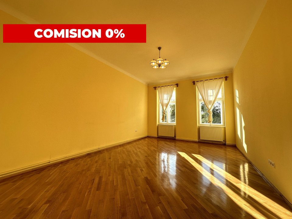 Apartament 4 camere, Cetatii