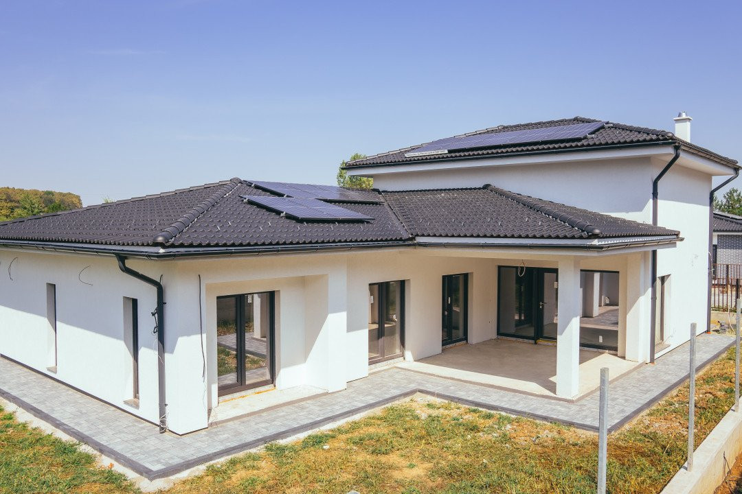 Vila Exclusivista Noua Design Modern si Finisaje de Inalta Calitate Langa Pădure