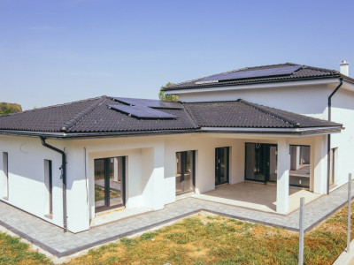 Vila Exclusivista Noua Design Modern si Finisaje de Inalta Calitate Langa Pădure