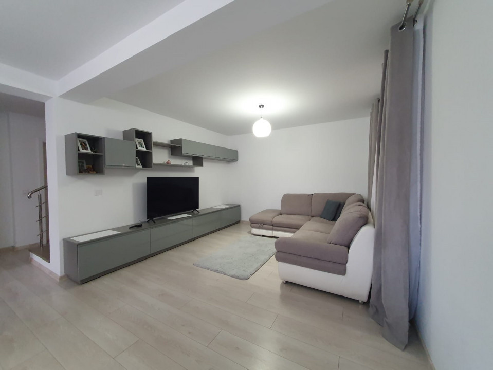 Casă cu 4 camere de vânzare Trivale, Pitești | mobilata si utilata