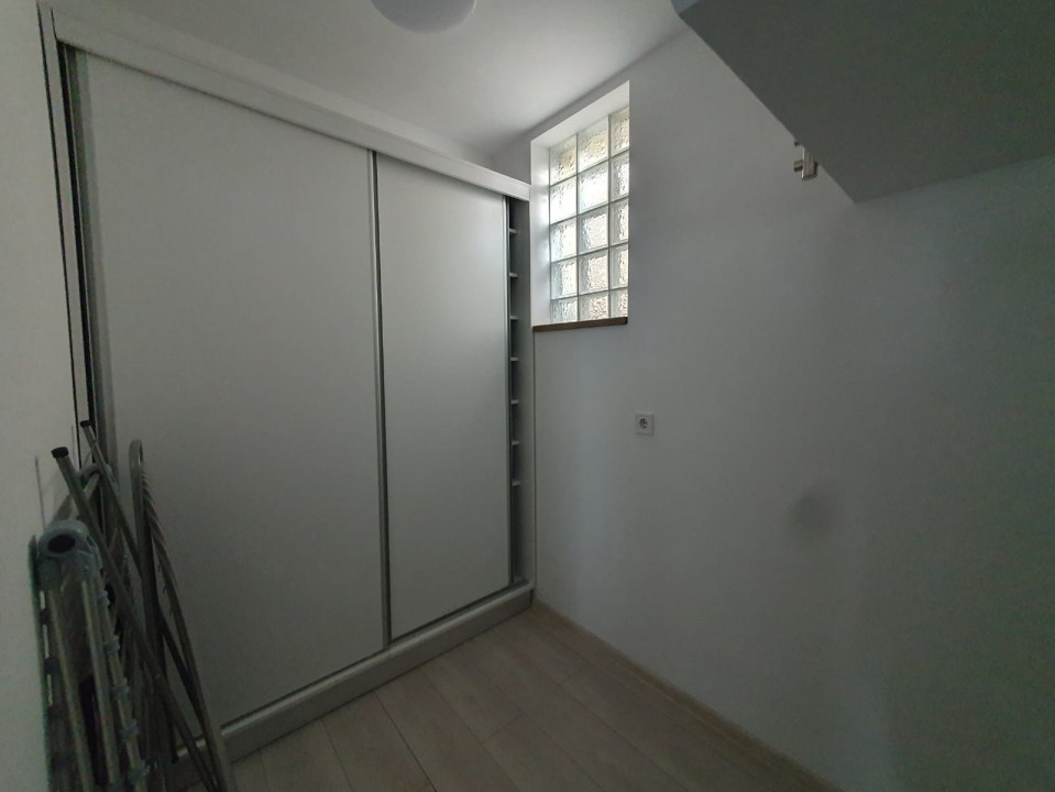Casă cu 4 camere de vânzare Trivale, Pitești | mobilata si utilata