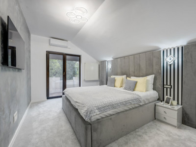 Vila cu piscina - Drumul Taberei - Prelungirea Ghencea - str Maracineni 