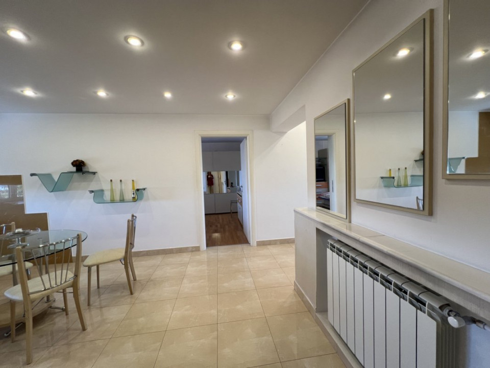 Apartament Unirii - 2 camere 80 mp. Transformat din 3 camere. 