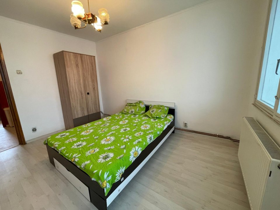 Apartament 3 Camere de Renovat cu centrala proprie