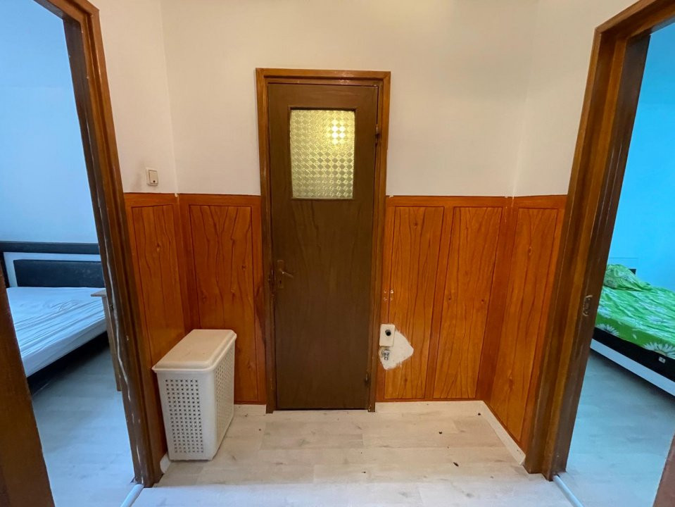 Apartament 3 Camere de Renovat cu centrala proprie