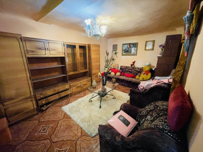 Casă cu Curte – Zona Carrefour Alexandriei
