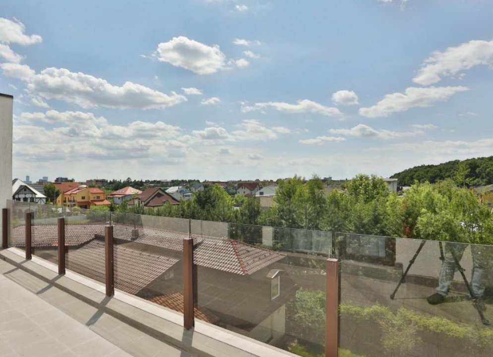 Apartament tip duplex cu 5 camere - Pipera- zona scolilor internationale