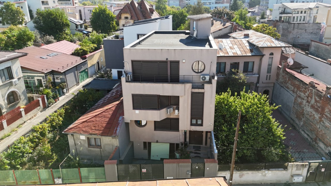 Vilă situata în inima Bucureștiului – lângă JW Marriott, Casa Poporului și Cated