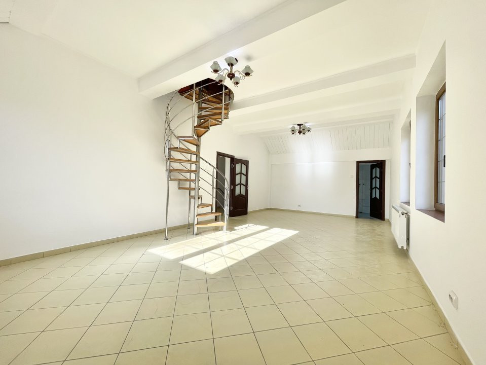 CASA 7 Camere I LOCAȚIE STRATEGICAI Ideala Pentru BUSINESS I 303 MP 