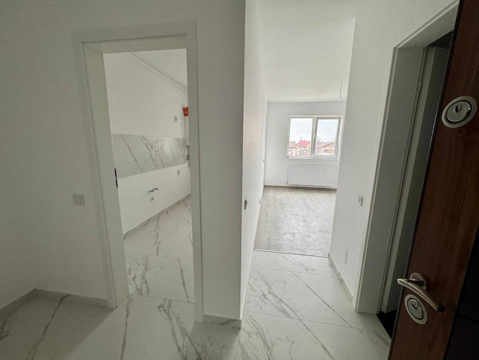 Gars decomandata zona Militari Residence mutare imediata!!