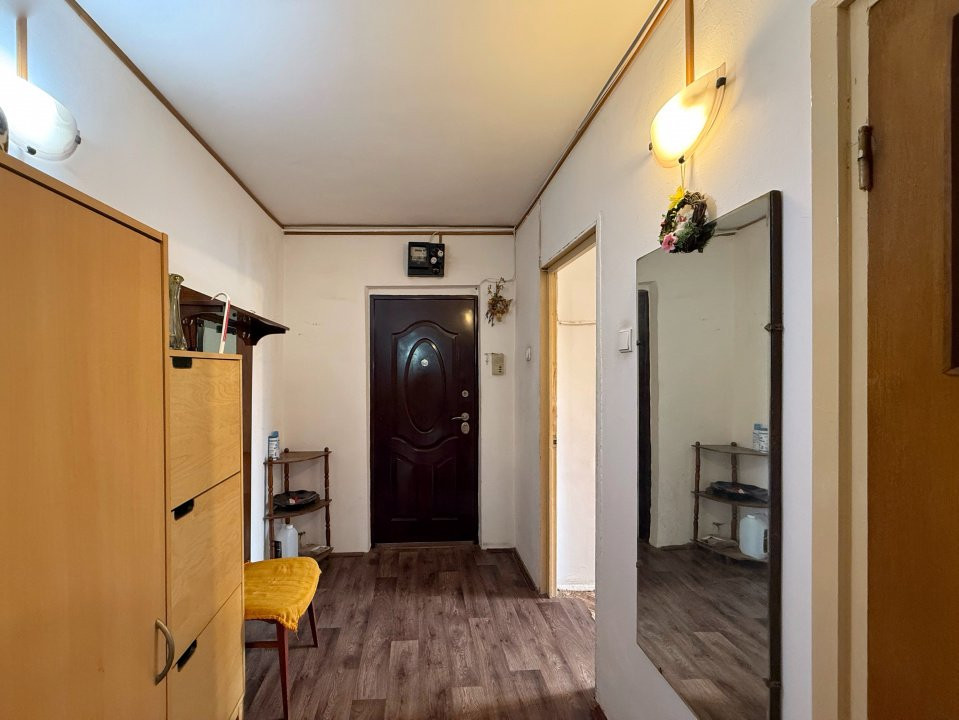 3 camere semidecomandat pe 1 Decembrie 1918 – lângă parc IOR și Mall Park Lake
