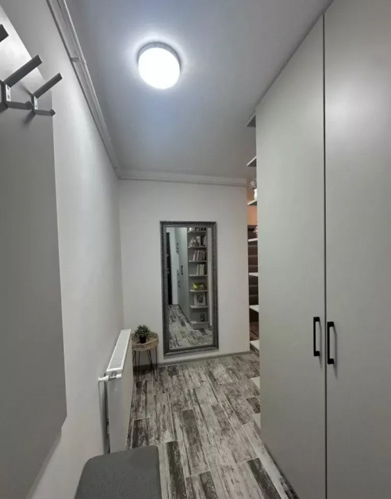De vânzare | Apartament 3 camere, Etaj 1 | Zona Trivale, lângă pădure
