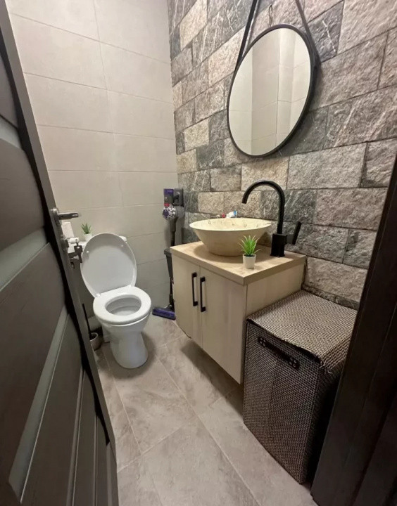 De vânzare | Apartament 3 camere, Etaj 1 | Zona Trivale, lângă pădure
