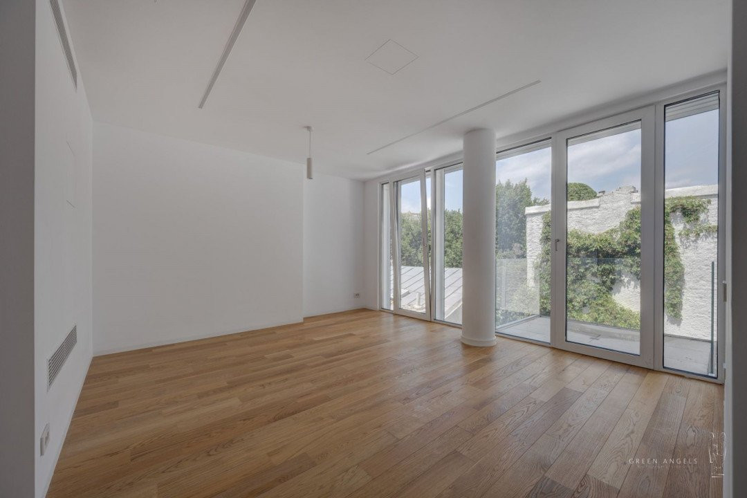 Apartament cu 3 camere de vânzare in zona Unirii – Orleanu 6A by Radu Teaca