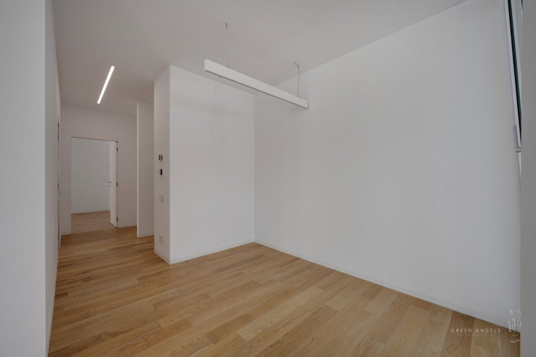 Apartament cu 3 camere de vânzare in zona Unirii – Orleanu 6A by Radu Teaca
