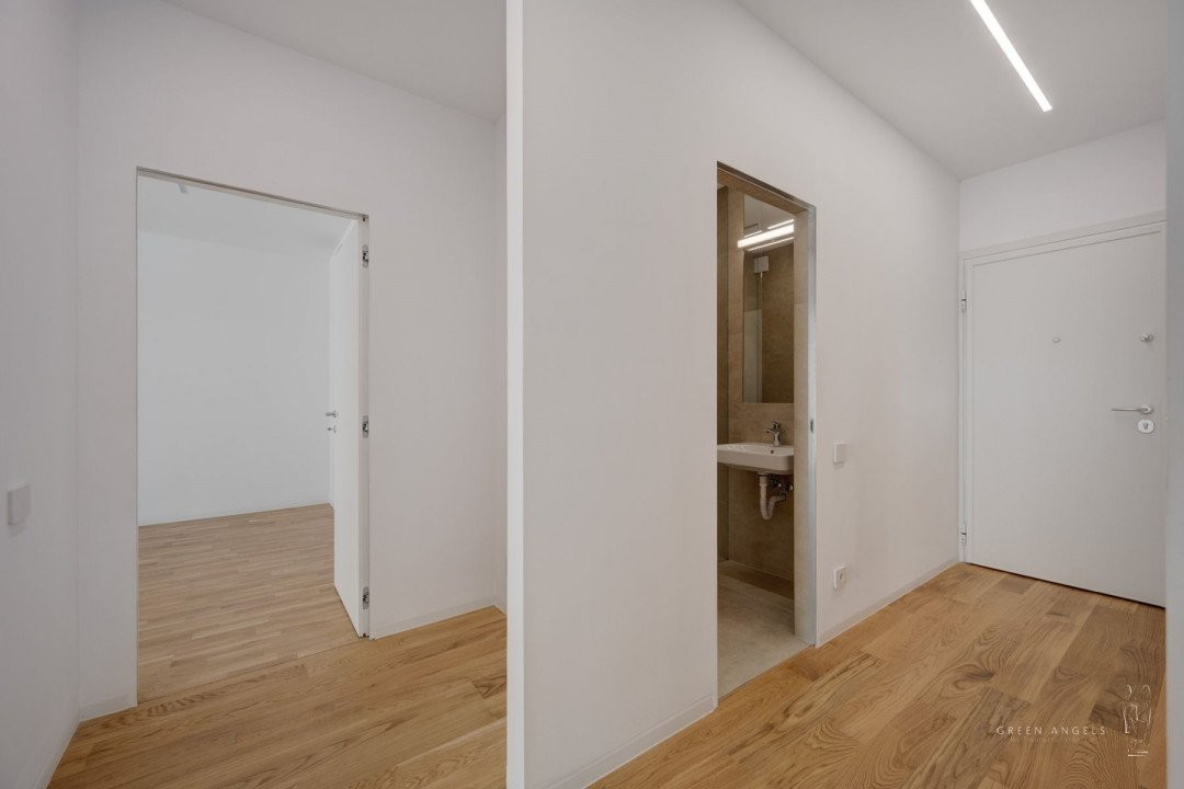 Apartament cu 3 camere de vânzare in zona Unirii – Orleanu 6A by Radu Teaca