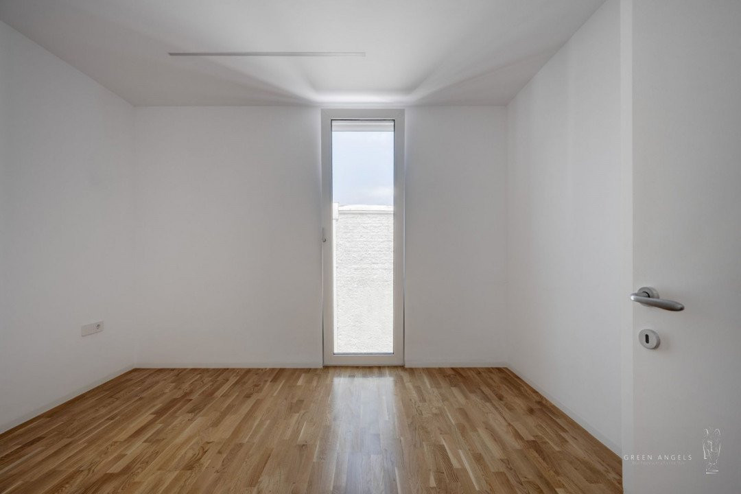 Apartament cu 3 camere de vânzare in zona Unirii – Orleanu 6A by Radu Teaca