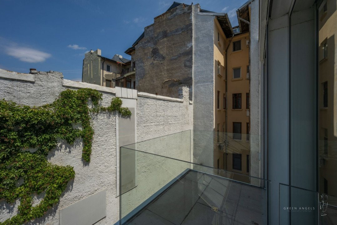 Apartament cu 3 camere de vânzare in zona Unirii – Orleanu 6A by Radu Teaca