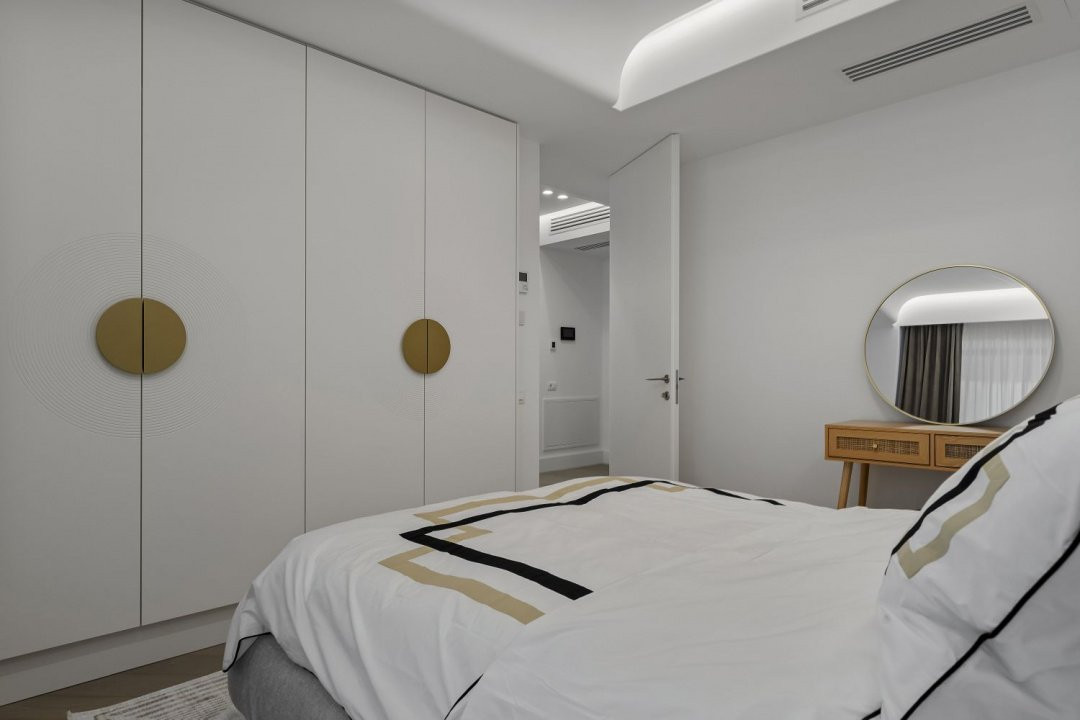 FOR RENT - 2 room apartment / Cortina 126 / Cambridge School 